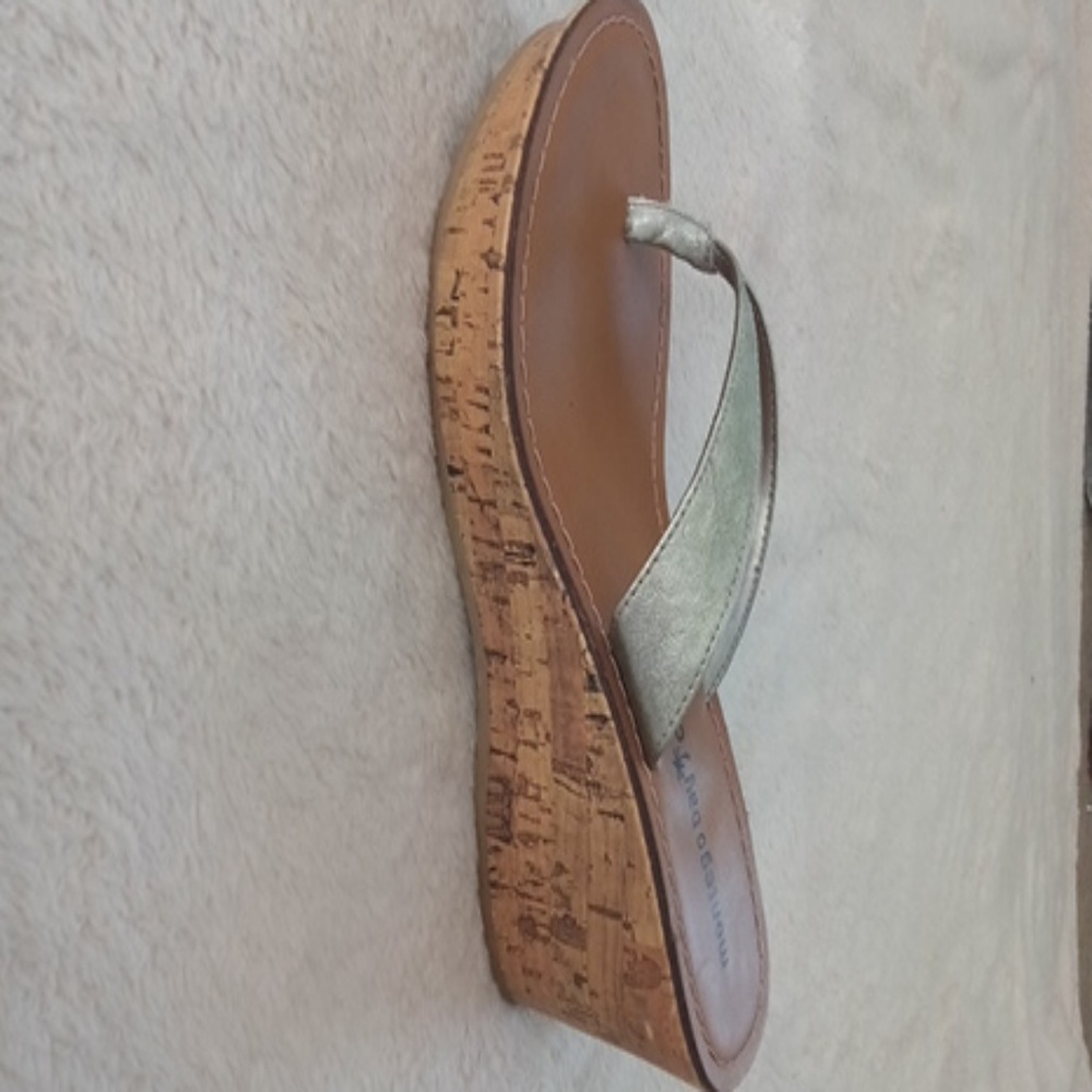 Shoes - Picture 2 of 3
